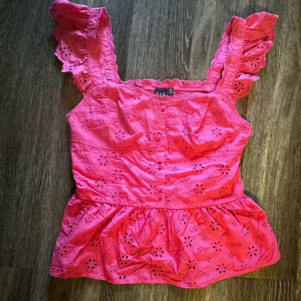 Gap eyelet corset peplum top